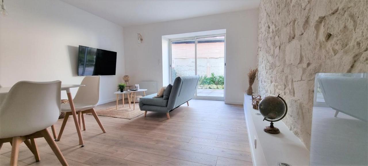 Le P'Tit Boheme, Terrasse Privative. Apartment Lanester Bagian luar foto